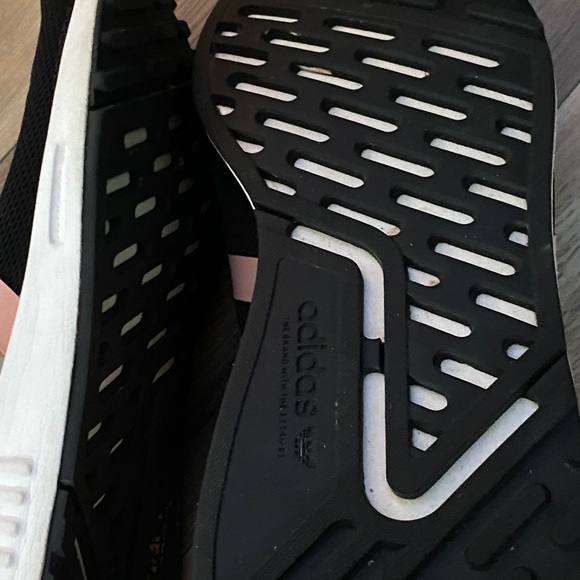 ADIDAS MULTIX | BLACK FLORAL PINK WOMENS SZ 7 - Picture 2 of 6